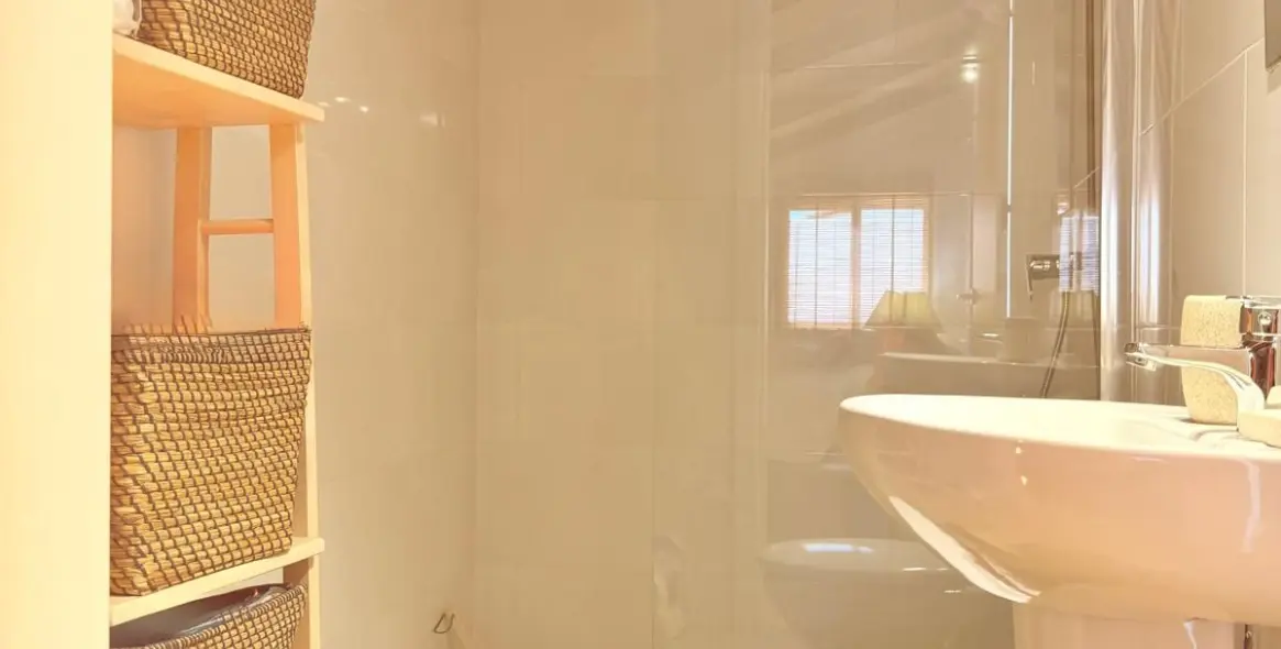 Venta de ático dúplex en Estepona 92