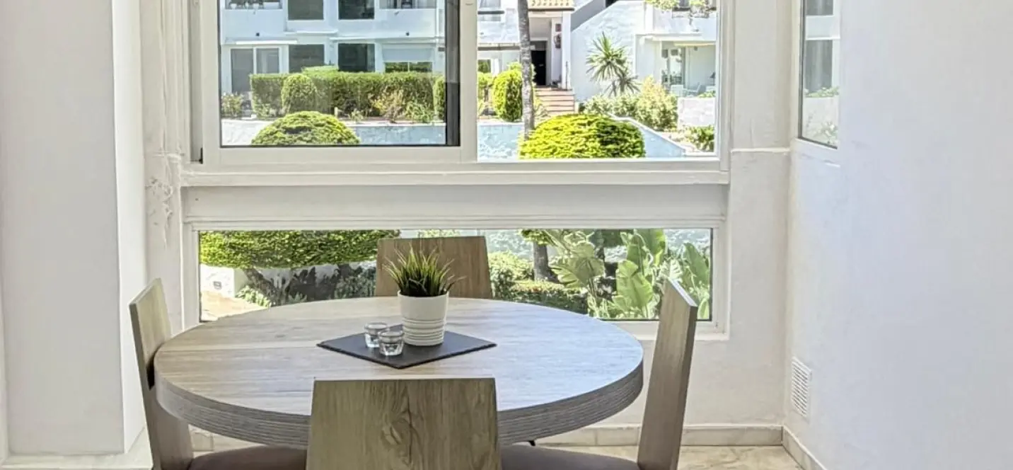 Продажа двухуровневого пентхауса в Estepona 3