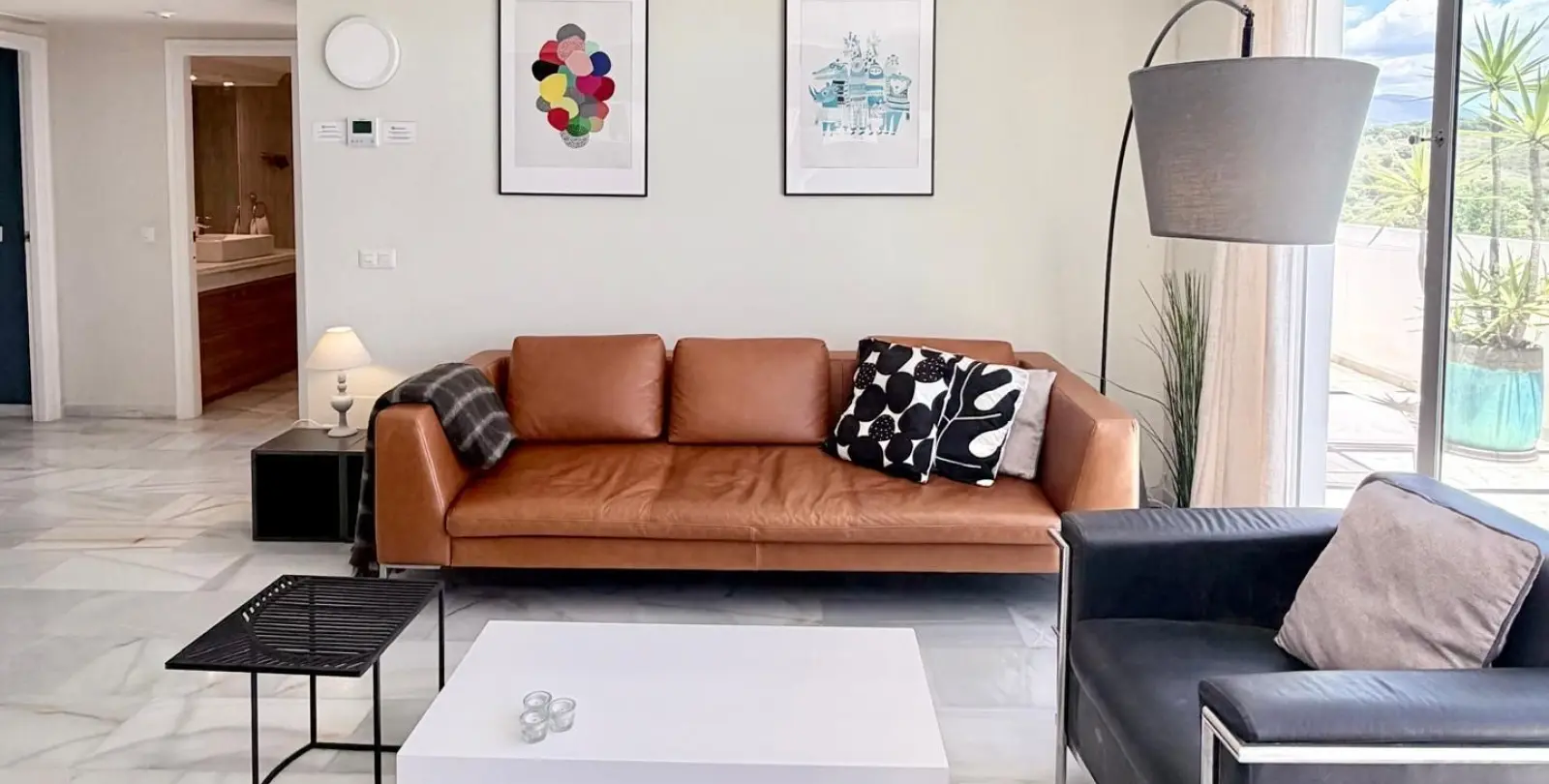 Sale of penthouse duplex in Estepona 5