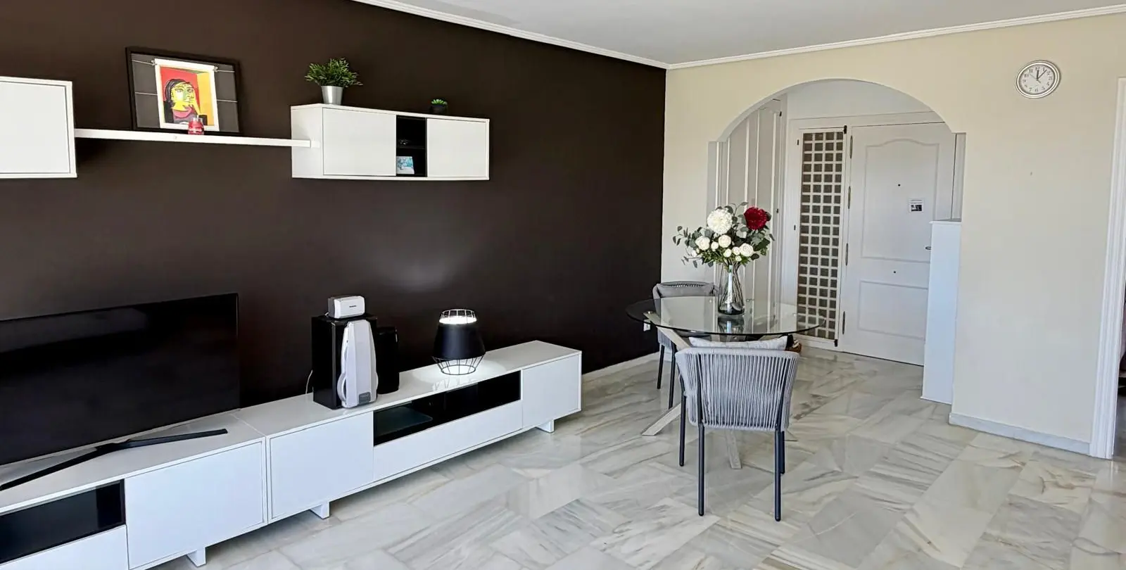 Sale of penthouse duplex in Estepona 19