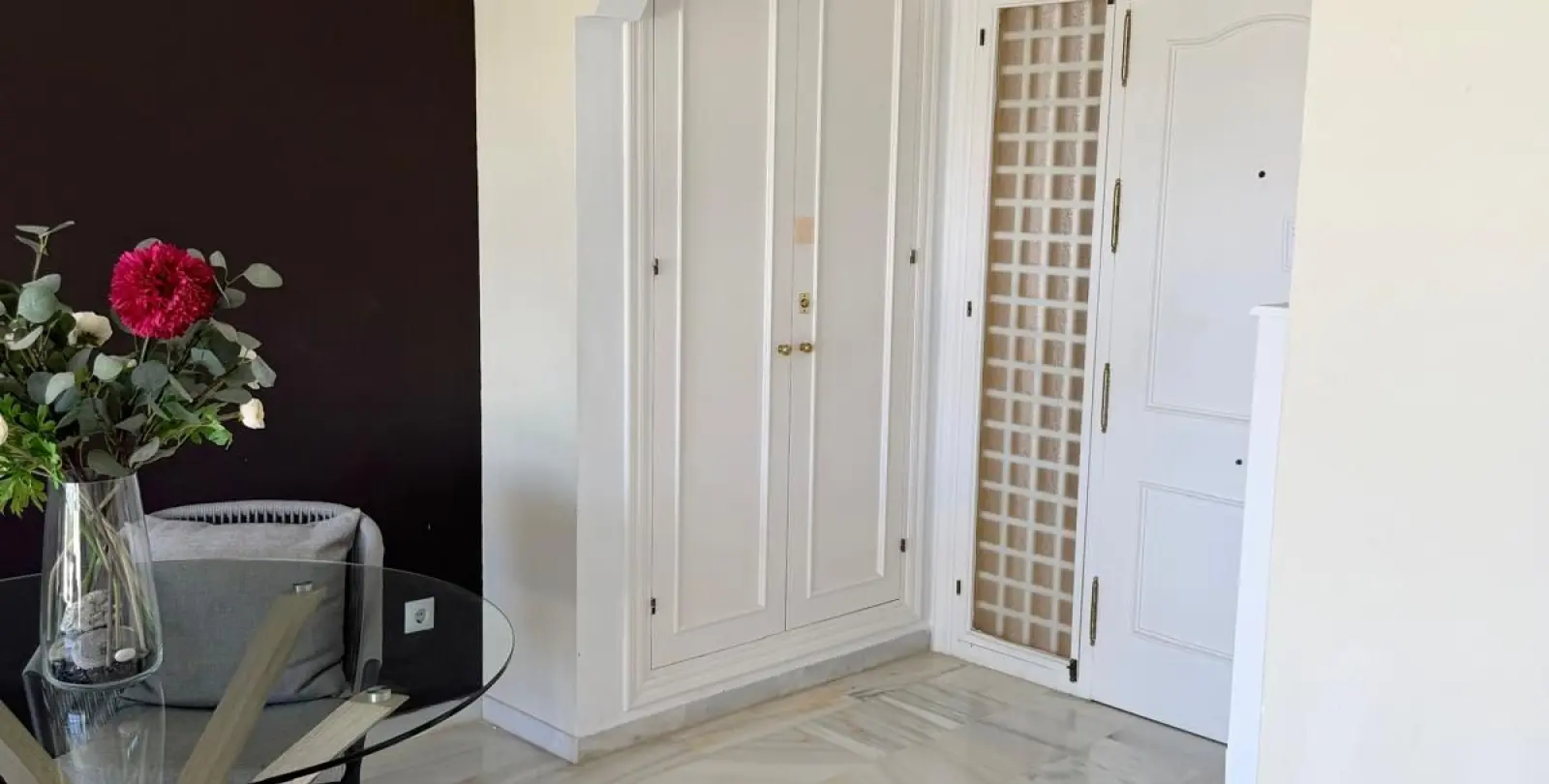 Sale of penthouse duplex in Estepona 20