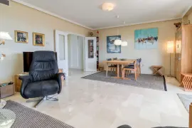 Image 4 thumb