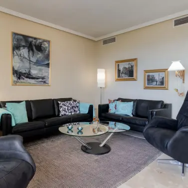 Sale of penthouse in Benalmadena