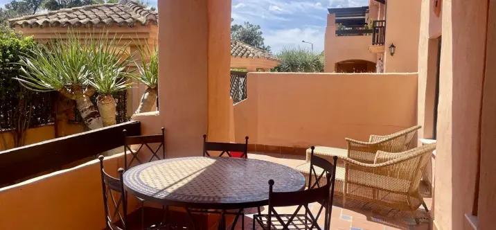 Sale of ground floor apartment in Hacienda del Sol 1