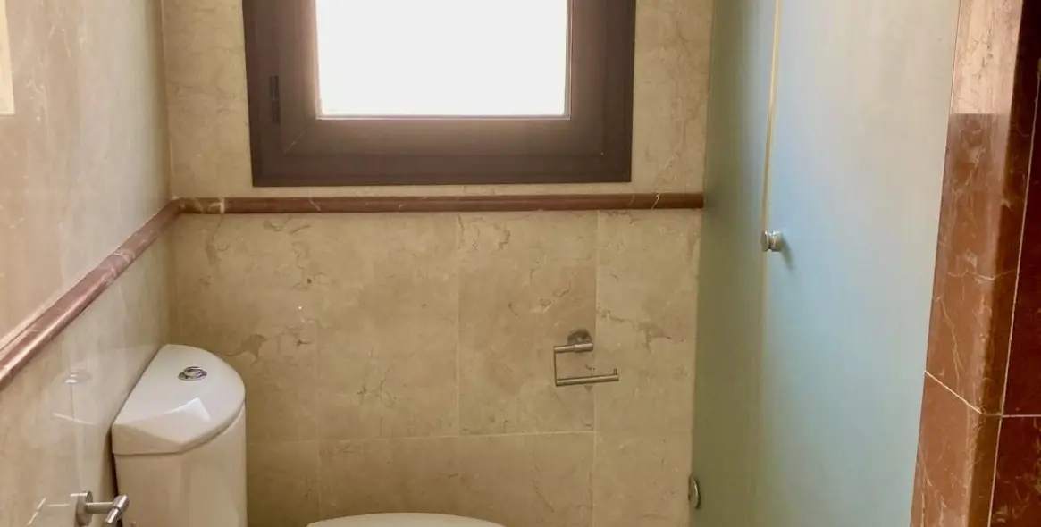 Sale of ground floor apartment in Hacienda del Sol 17