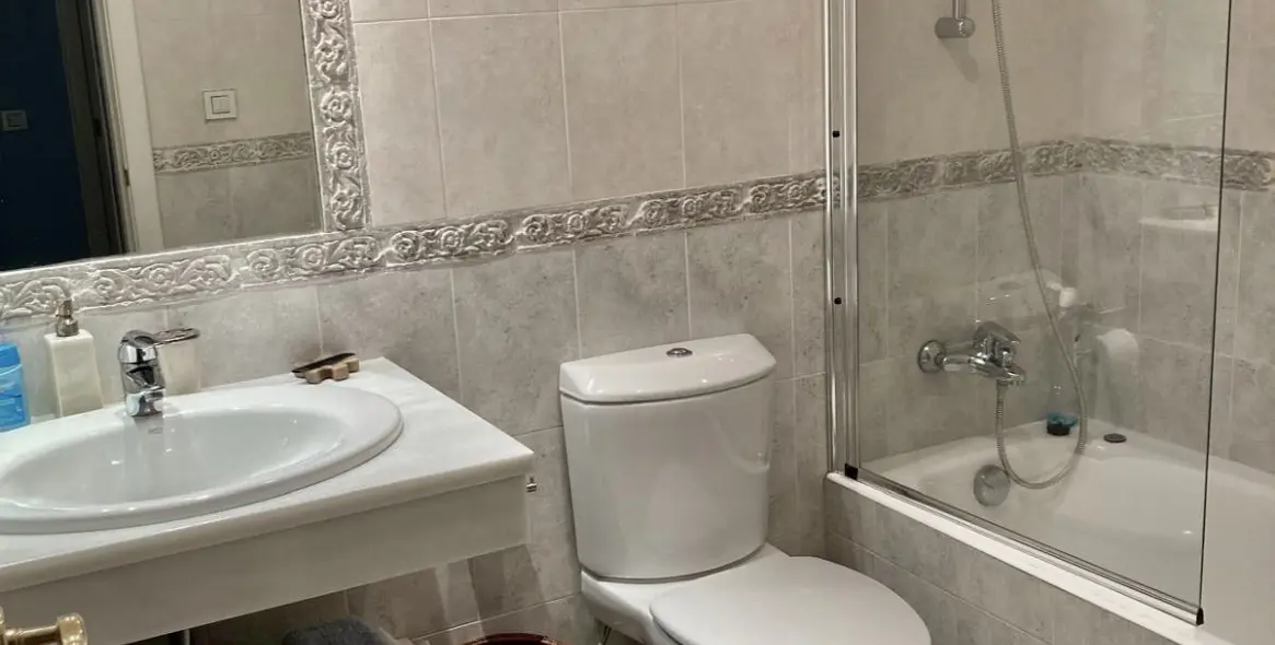 Sale of ground floor apartment in Hacienda del Sol 19