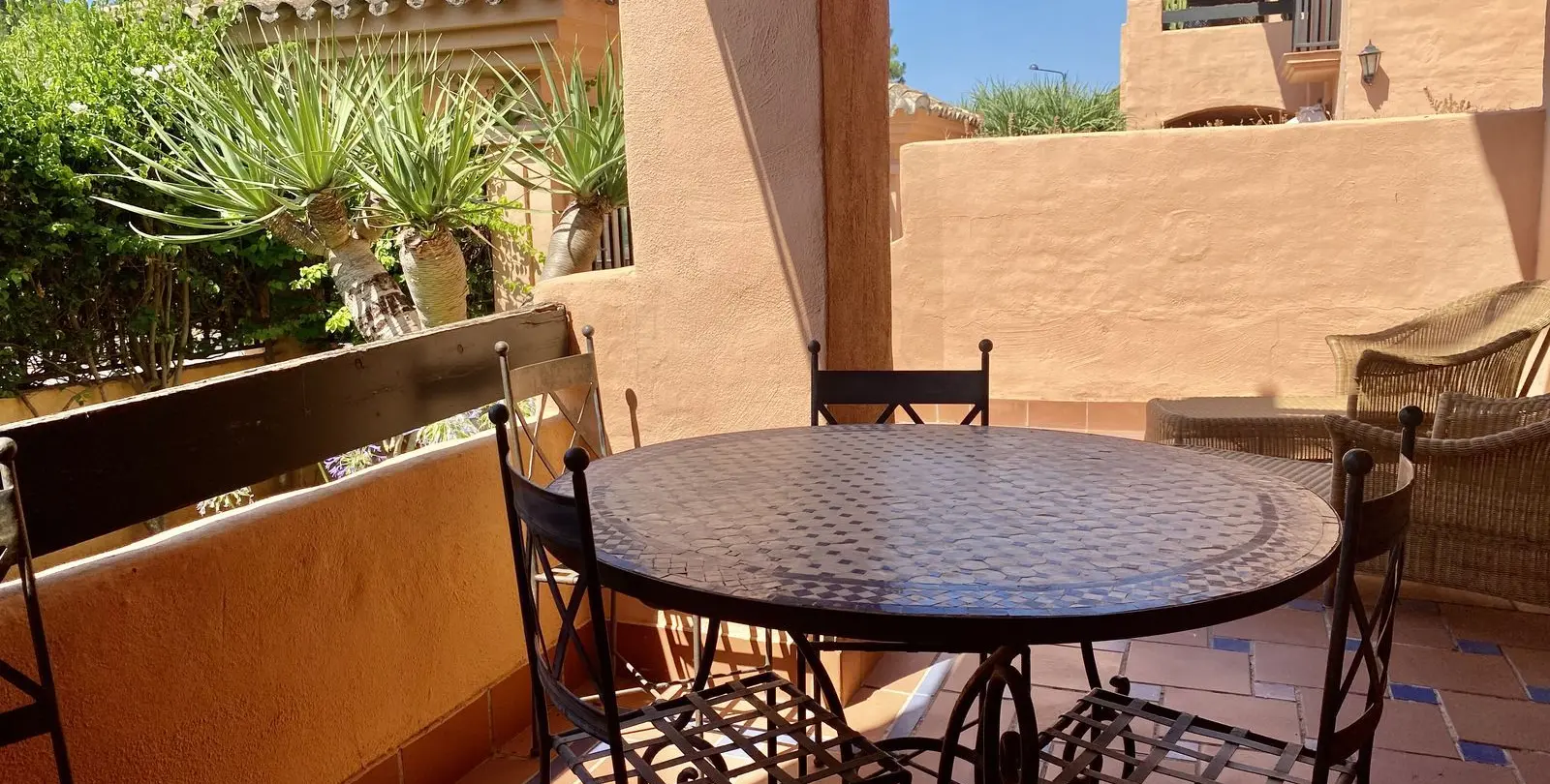 Venta de apartamento en planta baja en Hacienda del Sol 8