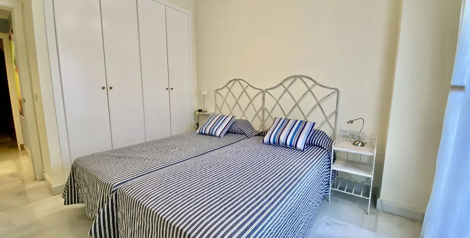 Venta de apartamento en planta baja en Hacienda del Sol 26