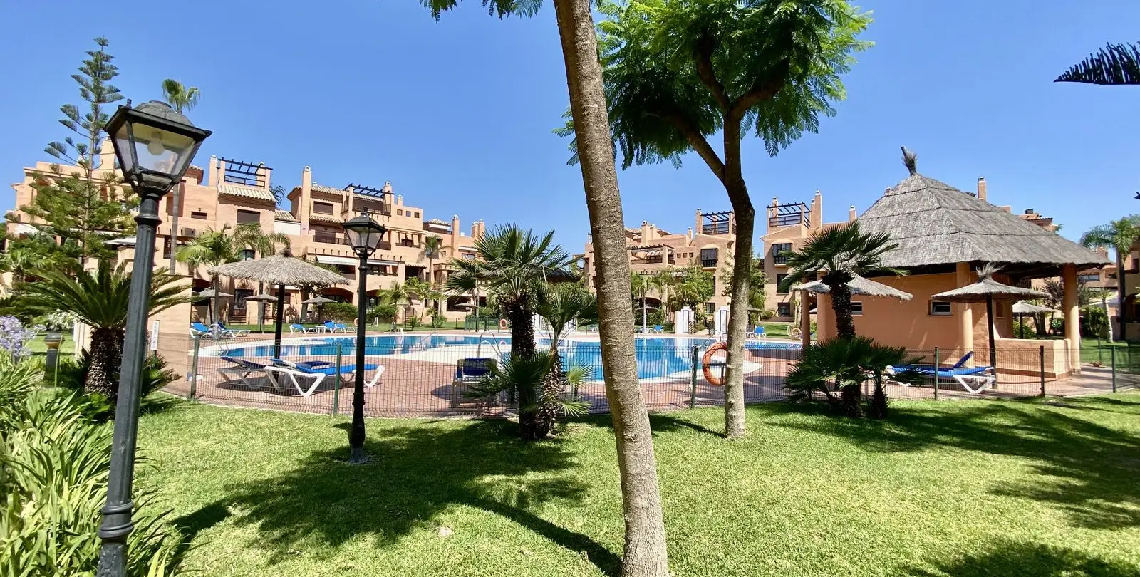 Venta de apartamento en planta baja en Hacienda del Sol 34