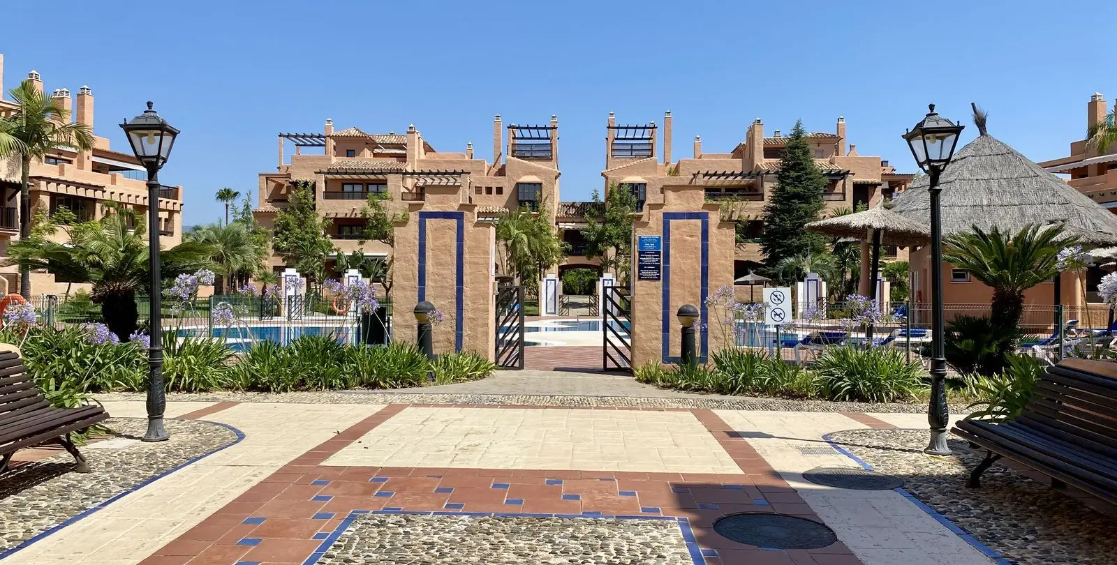 Venta de apartamento en planta baja en Hacienda del Sol 35