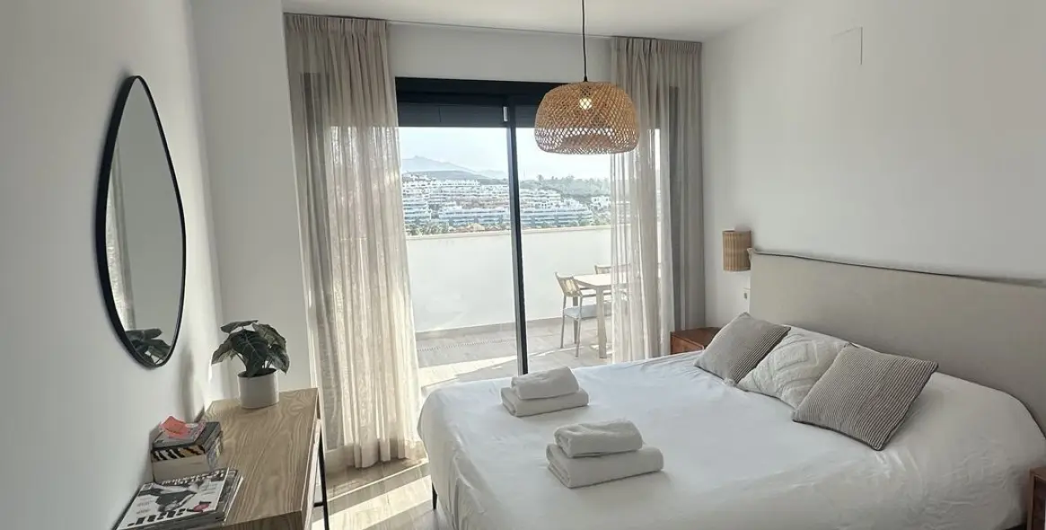 Sale of middle floor apartment in La Cala de Mijas 20