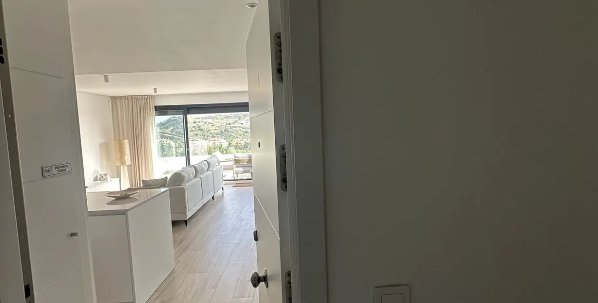 Sale of middle floor apartment in La Cala de Mijas 27