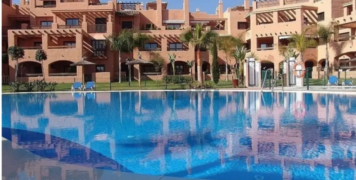 Venta de apartamento en planta baja en Estepona 38