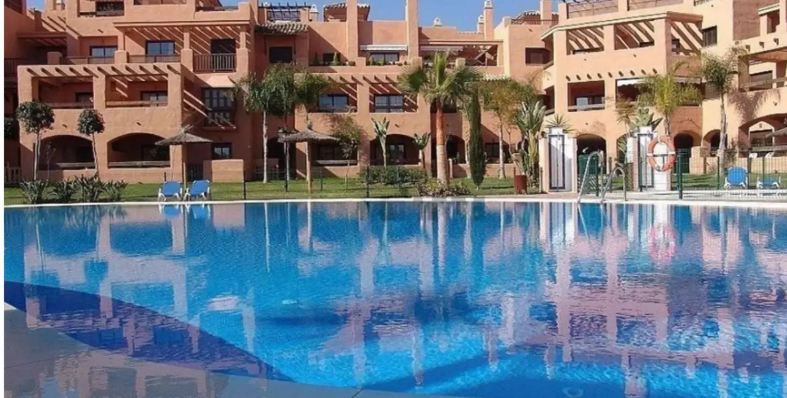 Продажа апартаментов на первом этаже в Estepona 34