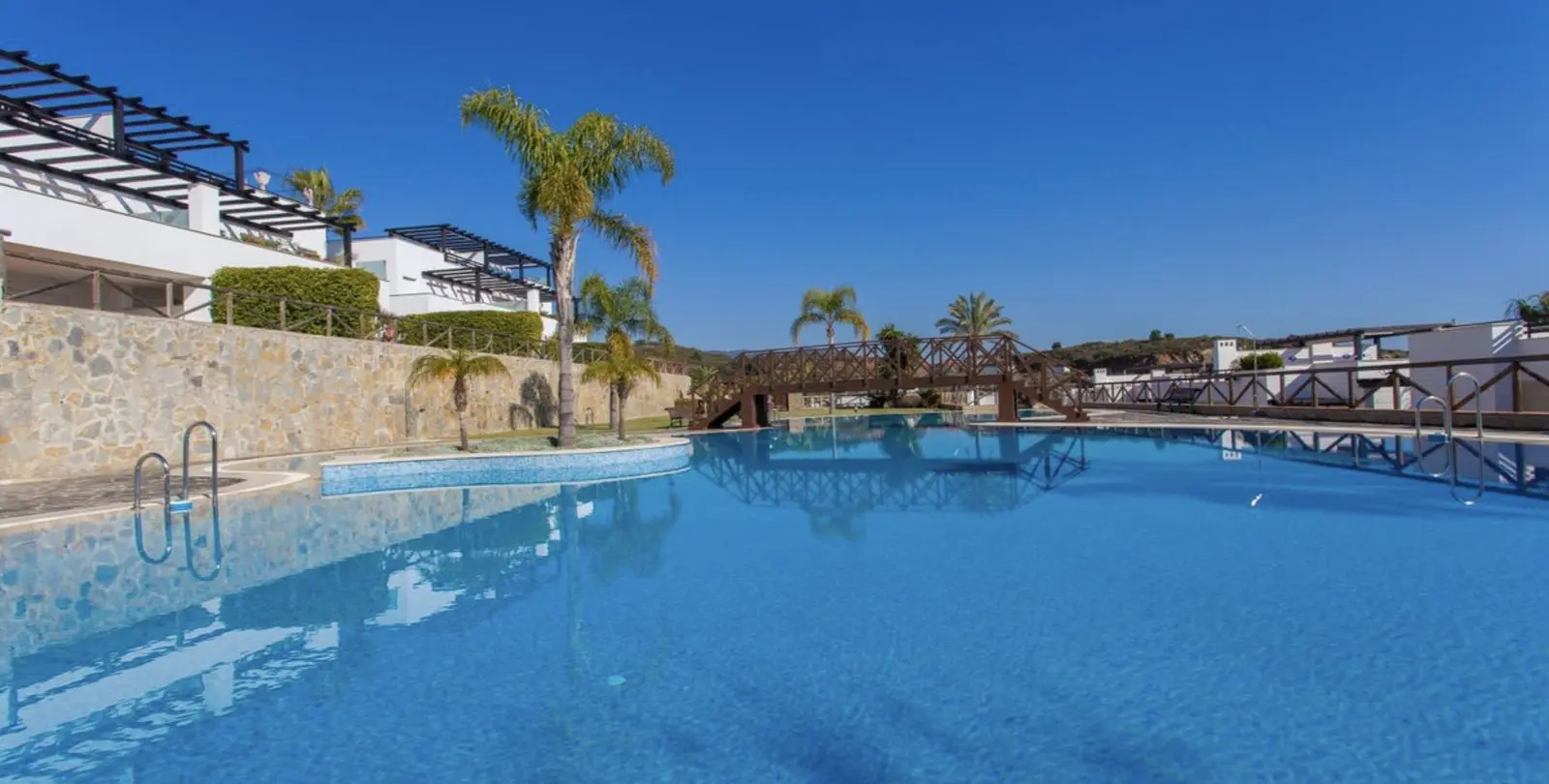 Sale of semi-detached house in Santa Clara 37