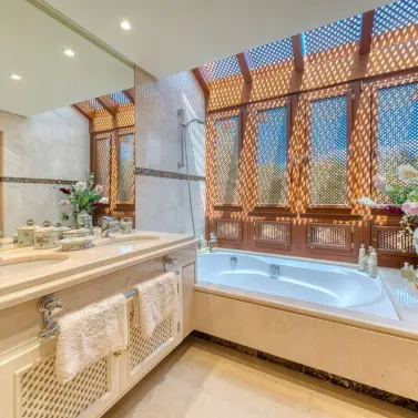 Venta de ático dúplex en Puerto Banús