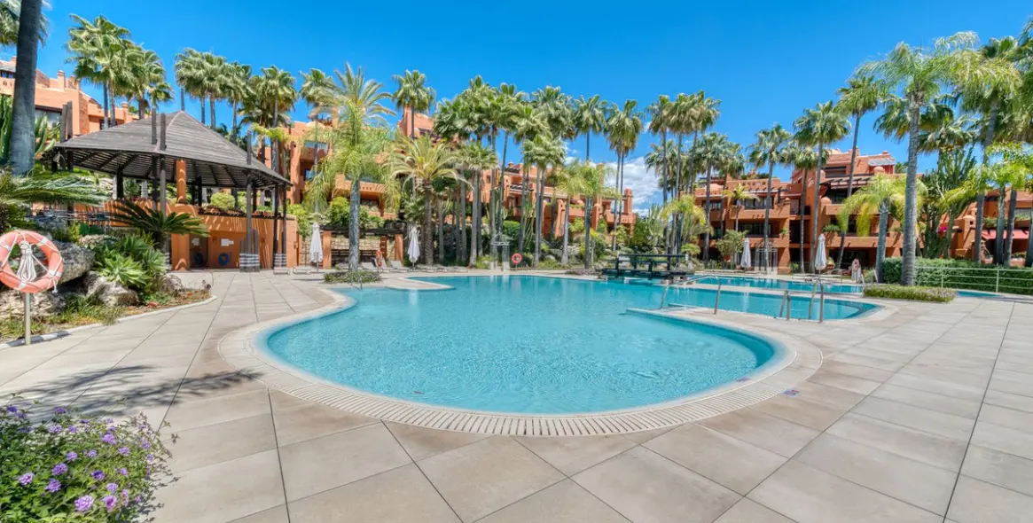 Venta de ático dúplex en Puerto Banús 3