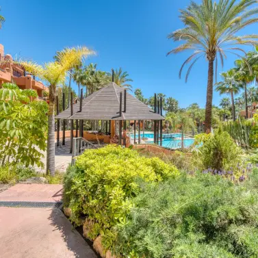 Venta de ático dúplex en Puerto Banús
