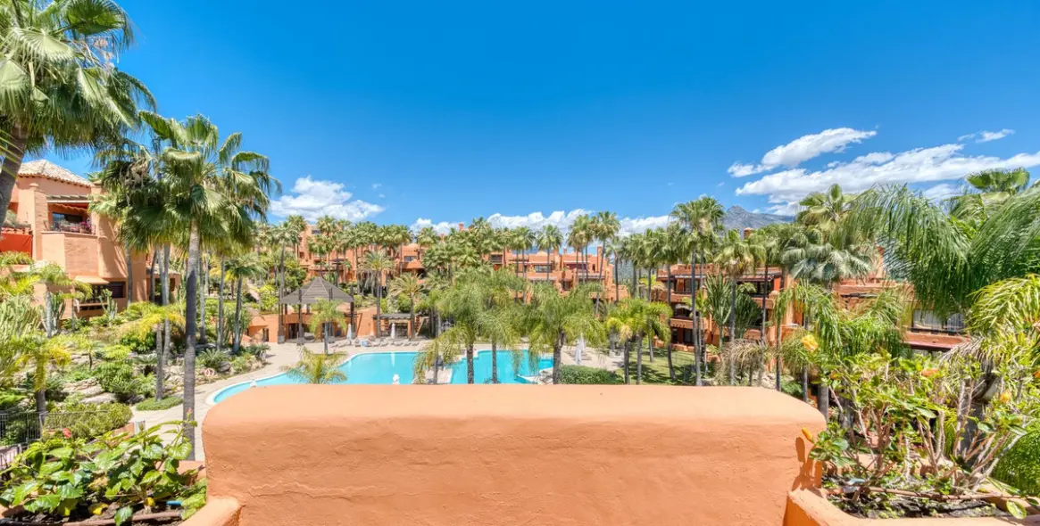 Venta de ático dúplex en Puerto Banús 8