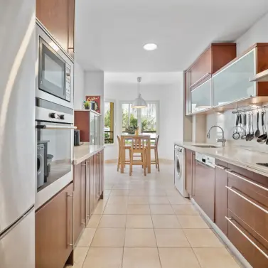 Venta de apartamento en planta baja en The Golden Mile