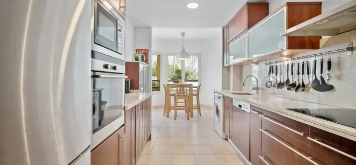 Venta de apartamento en planta baja en The Golden Mile 2