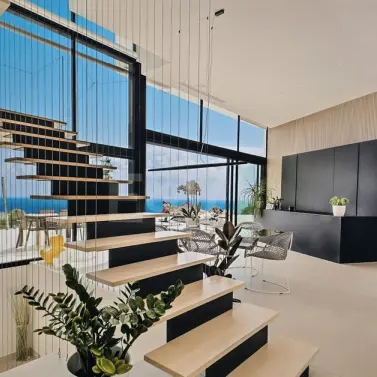 Venta de villa independiente en Altos de los Monteros