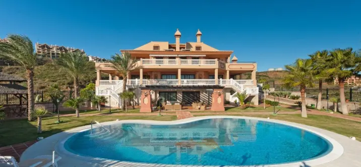 Venta de villa independiente en Mijas 1