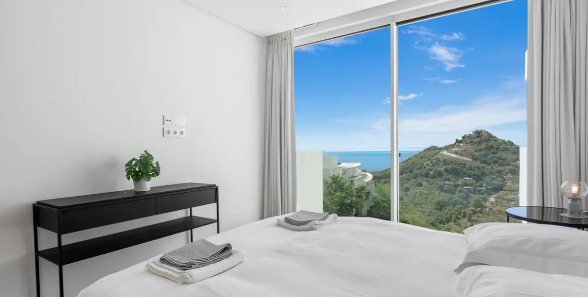 Short-term rent of middle floor apartment in Ojén 22