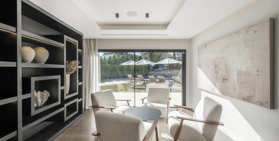 Long-term rent of detached villa in Nueva Andalucía 12