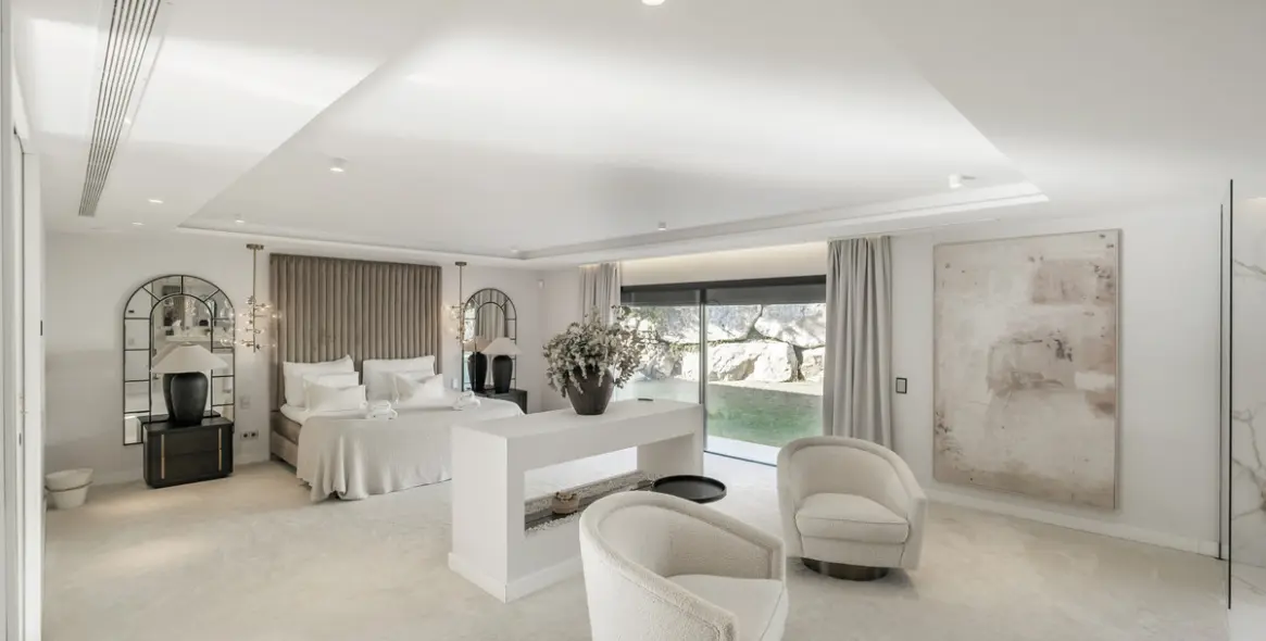 Long-term rent of detached villa in Nueva Andalucía 17