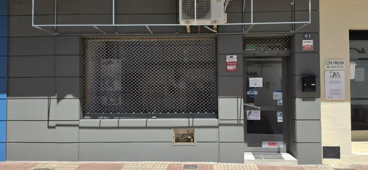 Alquiler a largo plazo de local comercial en San Pedro de Alcántara 0