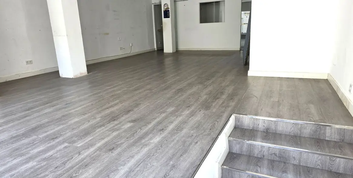 Alquiler a largo plazo de local comercial en San Pedro de Alcántara 3