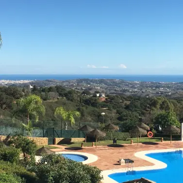 Long-term rent of middle floor apartment in La Mairena