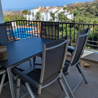 Long-term rent of middle floor apartment in La Mairena