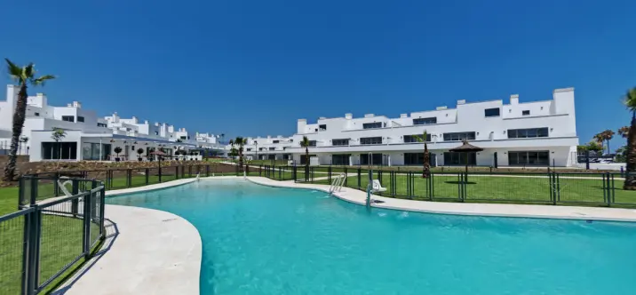 Long-term rent of middle floor apartment in Bel Air 4