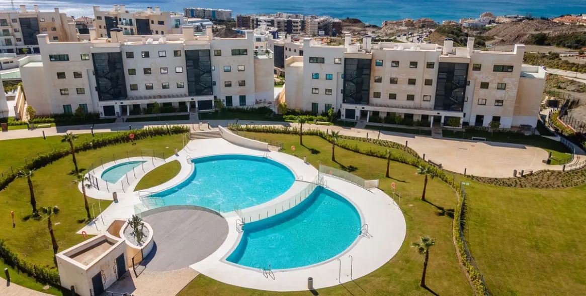 Venta de apartamento en planta media en Fuengirola 30
