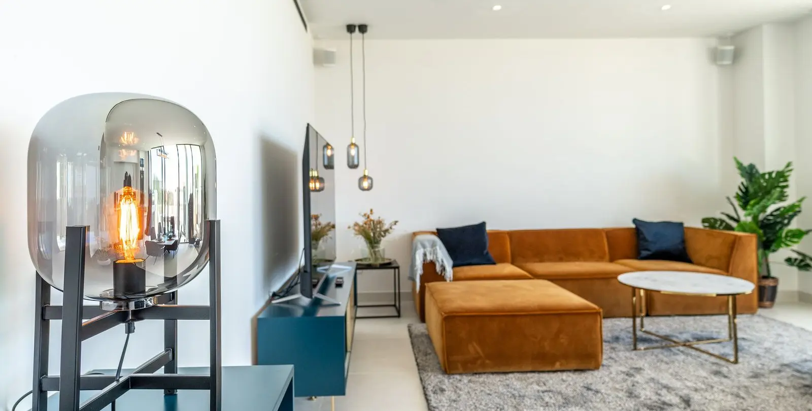 Sale of middle floor apartment in Fuengirola 10