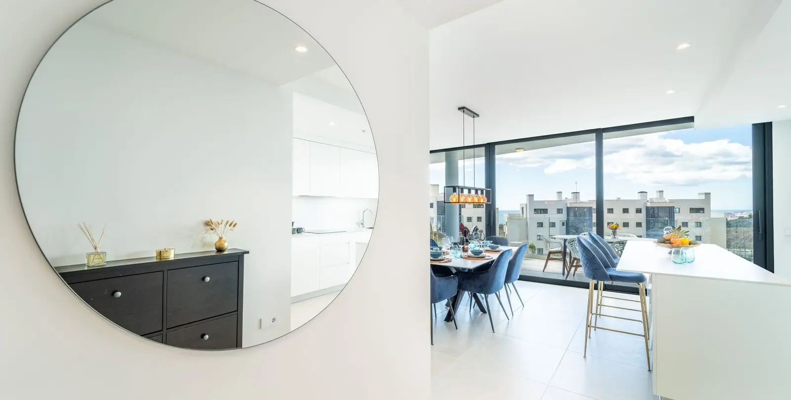Sale of middle floor apartment in Fuengirola 20