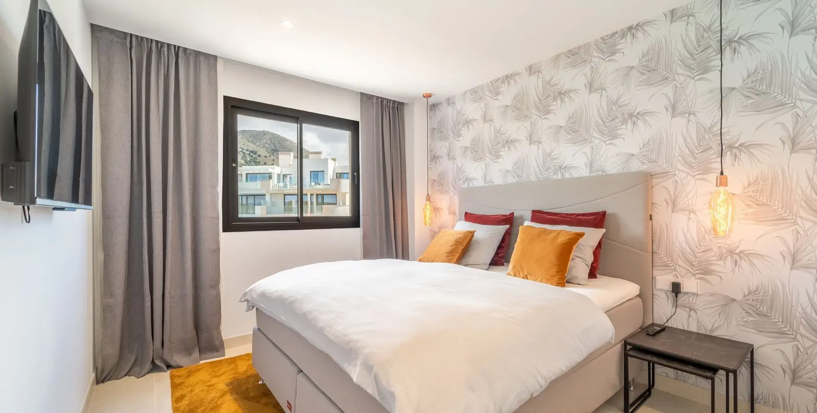 Sale of middle floor apartment in Fuengirola 21