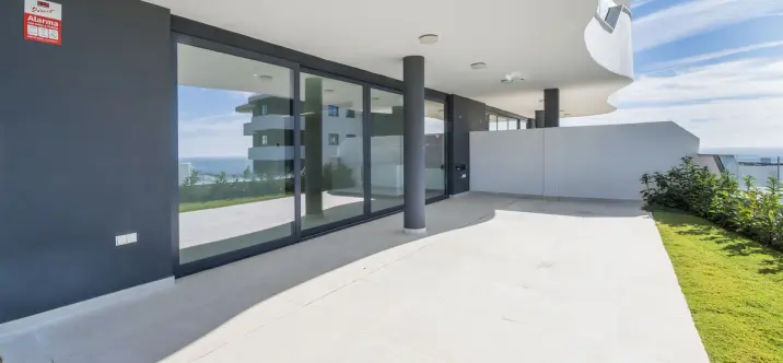 Venta de apartamento en planta baja en Fuengirola 2