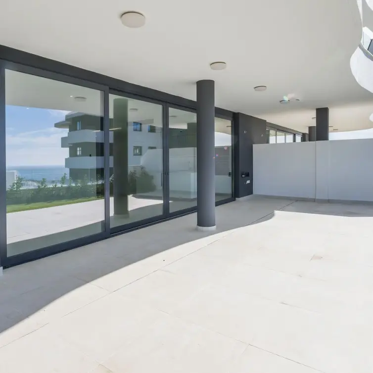 Sale of ground floor apartment in Fuengirola