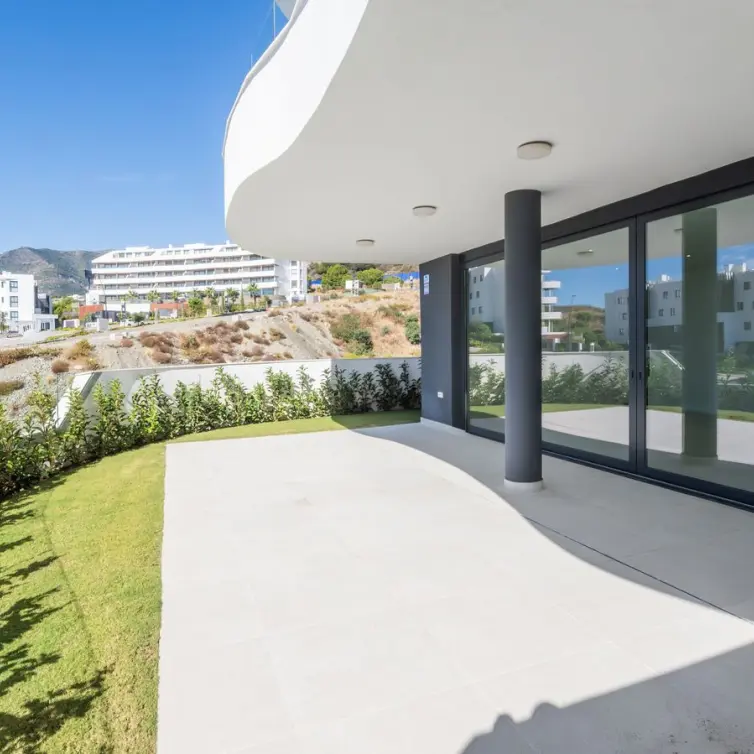 Sale of ground floor apartment in Fuengirola