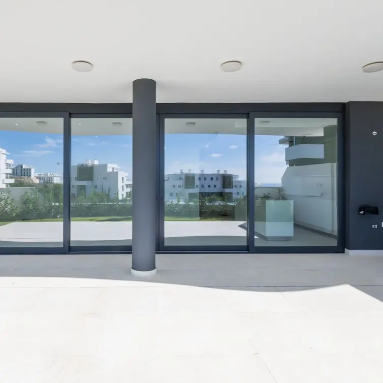 Sale of ground floor apartment in Fuengirola