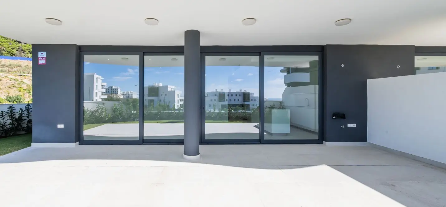 Sale of ground floor apartment in Fuengirola 4