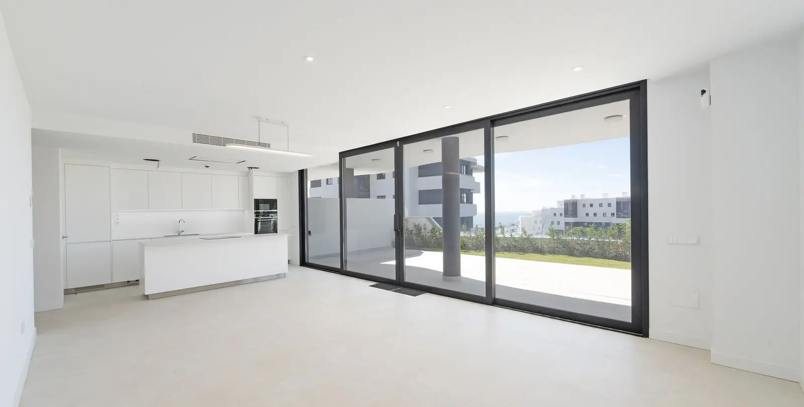 Sale of ground floor apartment in Fuengirola 6