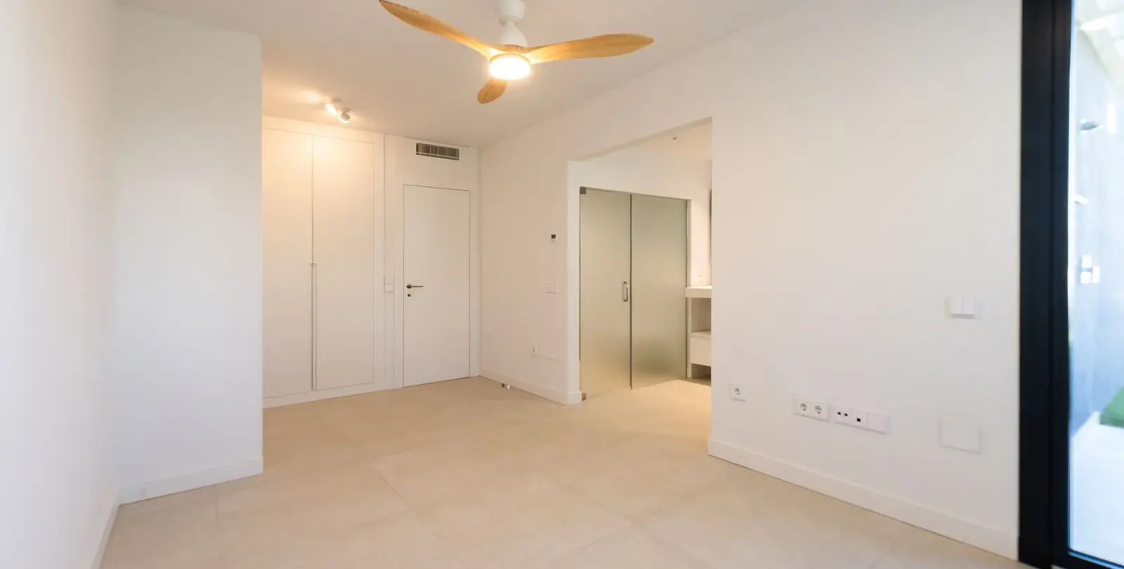 Sale of ground floor apartment in Fuengirola 14