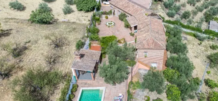 Venta de finca - cortijo en Alhaurín de la Torre 1