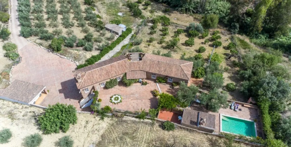 Venta de finca - cortijo en Alhaurín de la Torre 3