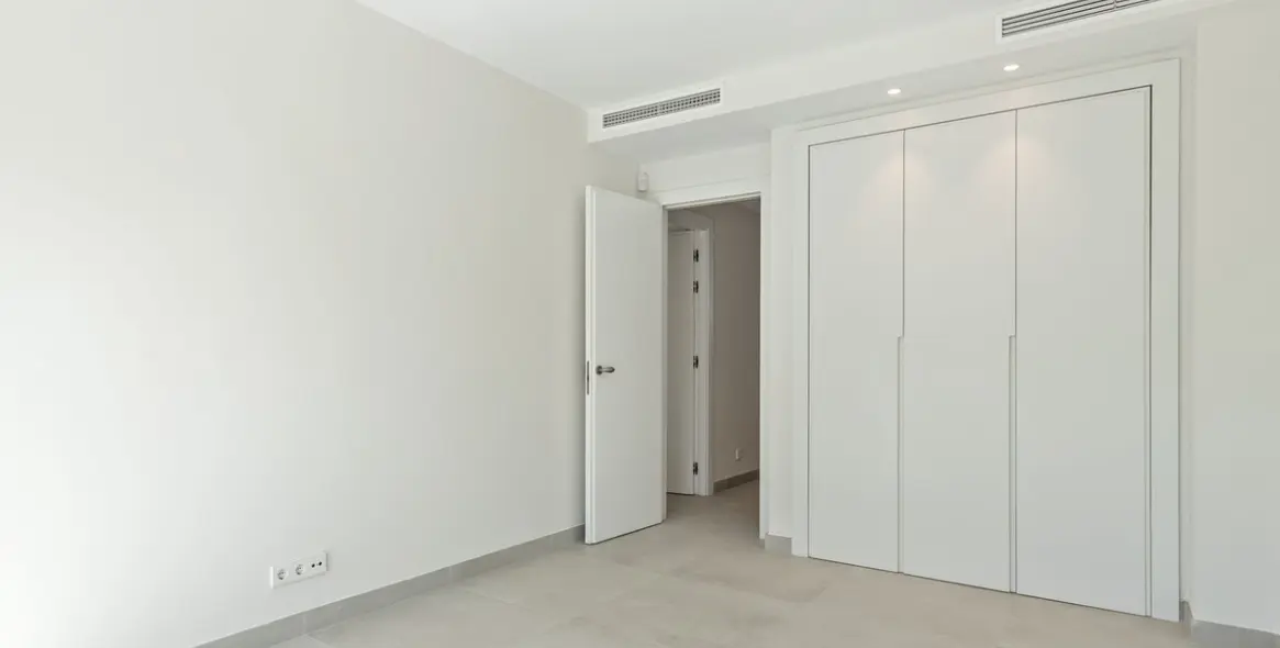 Venta de casa pareada en San Pedro de Alcántara 11