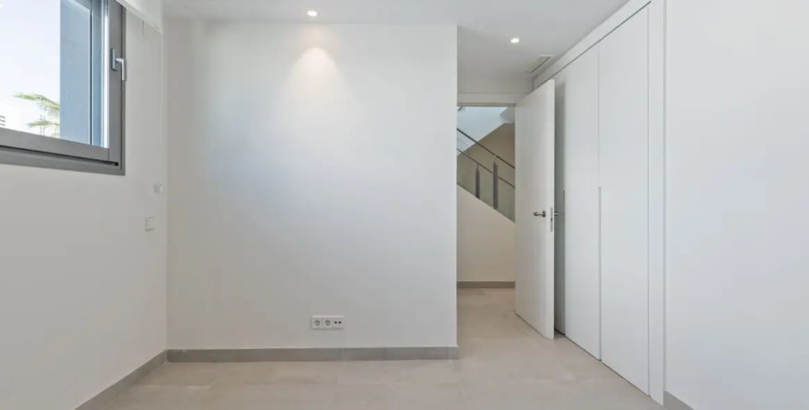 Venta de casa pareada en San Pedro de Alcántara 19